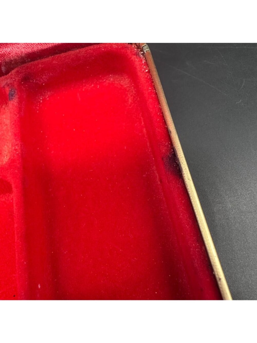 Vintage Jewelry Organizer Holder Clamshell Box 1970s Travel Red Gold Hard Case - Picture 10 of 14